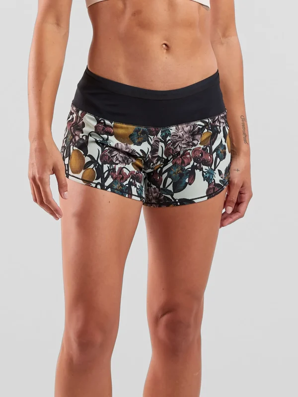 Obsession Toolbelt Running Shorts 4">Title Nine Clearance