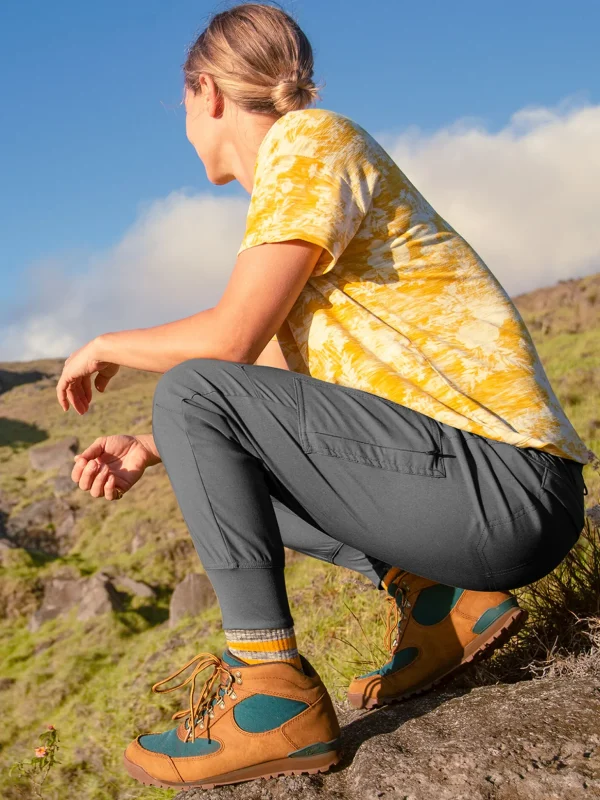Ravine Tee - Hana>Title Nine Fashion